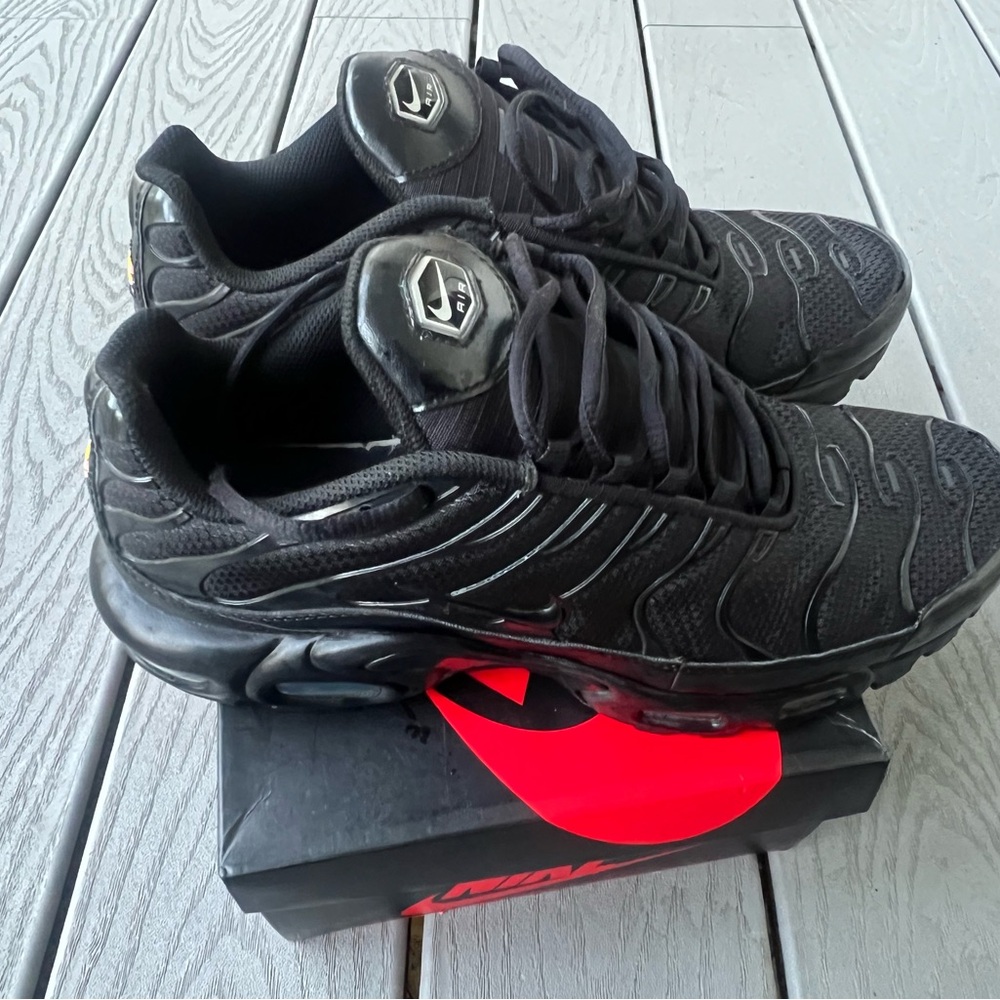 Nike Black Air Max Plus Sneakers